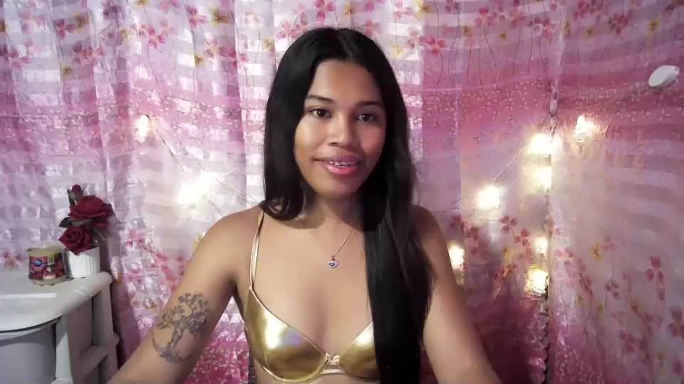 yourqueen_19 Adult Chat August 18, 2026