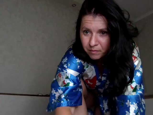 AlisaSmileHot Adult Chat August 19, 2026