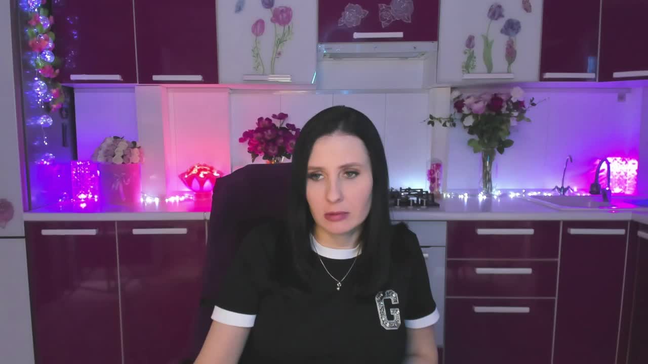 Olivija2020 Adult Chat August 19, 2026