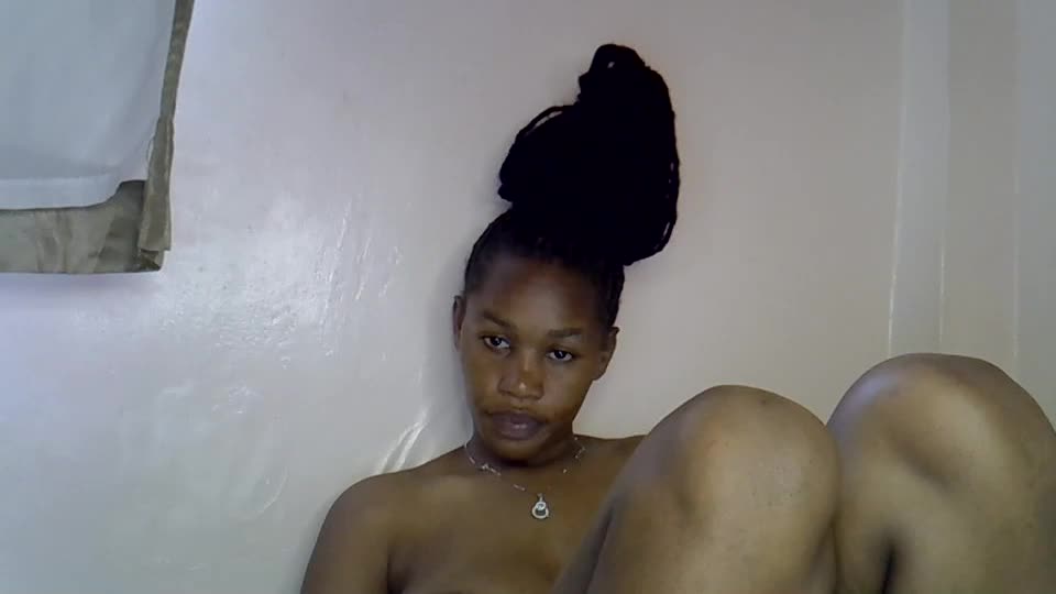 angel_mia5 Adult Chat August 19, 2026
