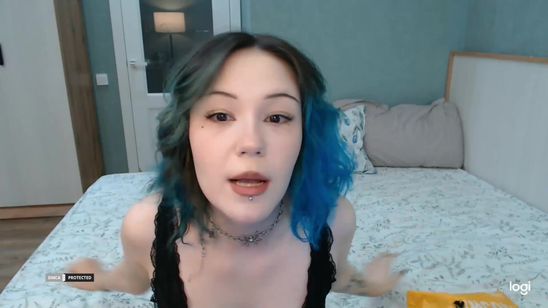 Hugo-Min Adult Chat August 19, 2026