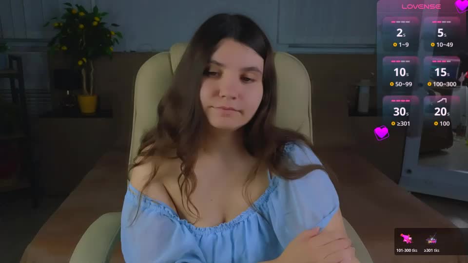 viola__shy Adult Chat August 18, 2026