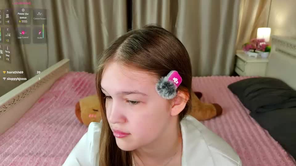playfulmelly Adult Chat August 19, 2026