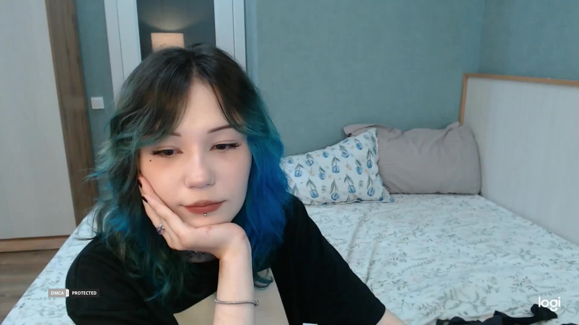Hugo-Min Adult Chat August 19, 2026