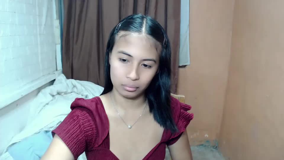 its_leigh Adult Chat August 19, 2026