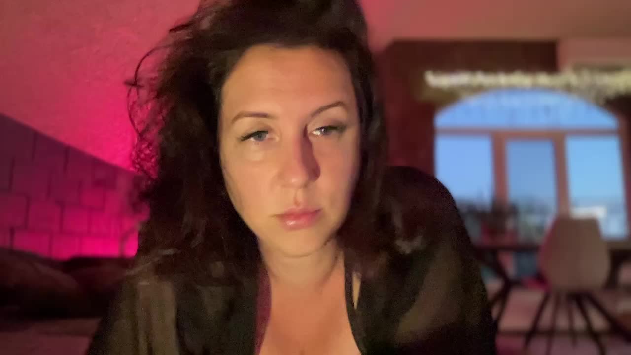 Hannahocean Adult Chat August 18, 2026