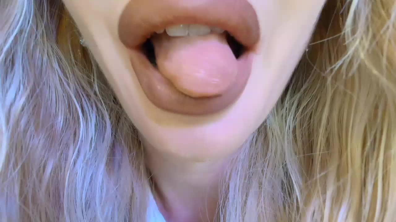 Liliiaxxx Adult Chat August 19, 2026