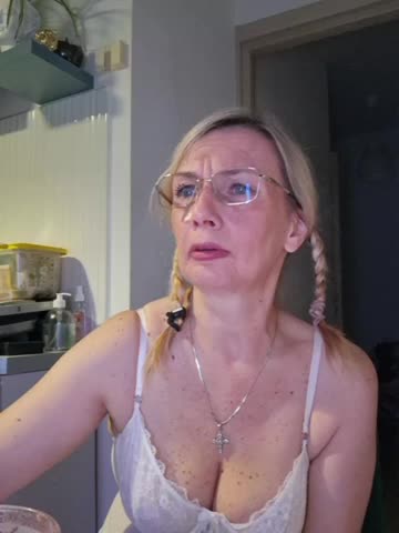 ShiningMILF Adult Chat August 19, 2026