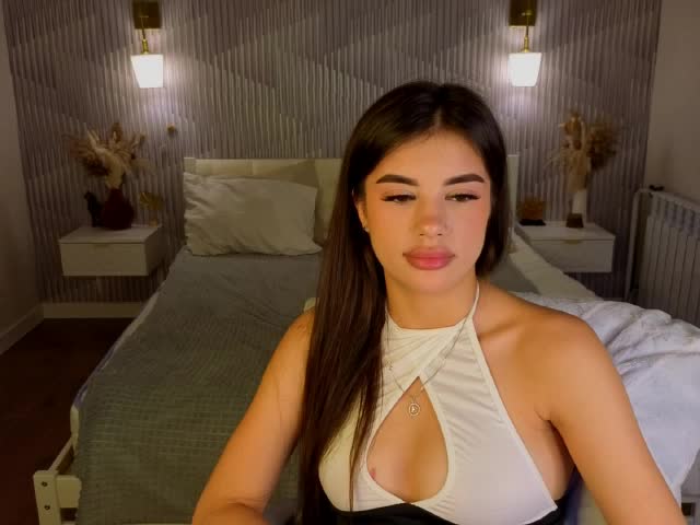 Alisha-Blakee Adult Chat August 19, 2026