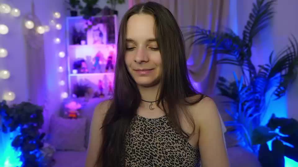 anna_leah_ Adult Chat August 18, 2026