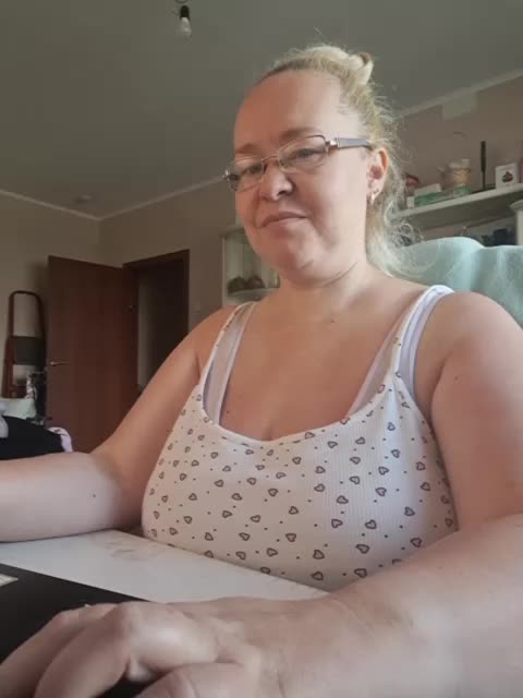 Viola27 Adult Chat August 19, 2026