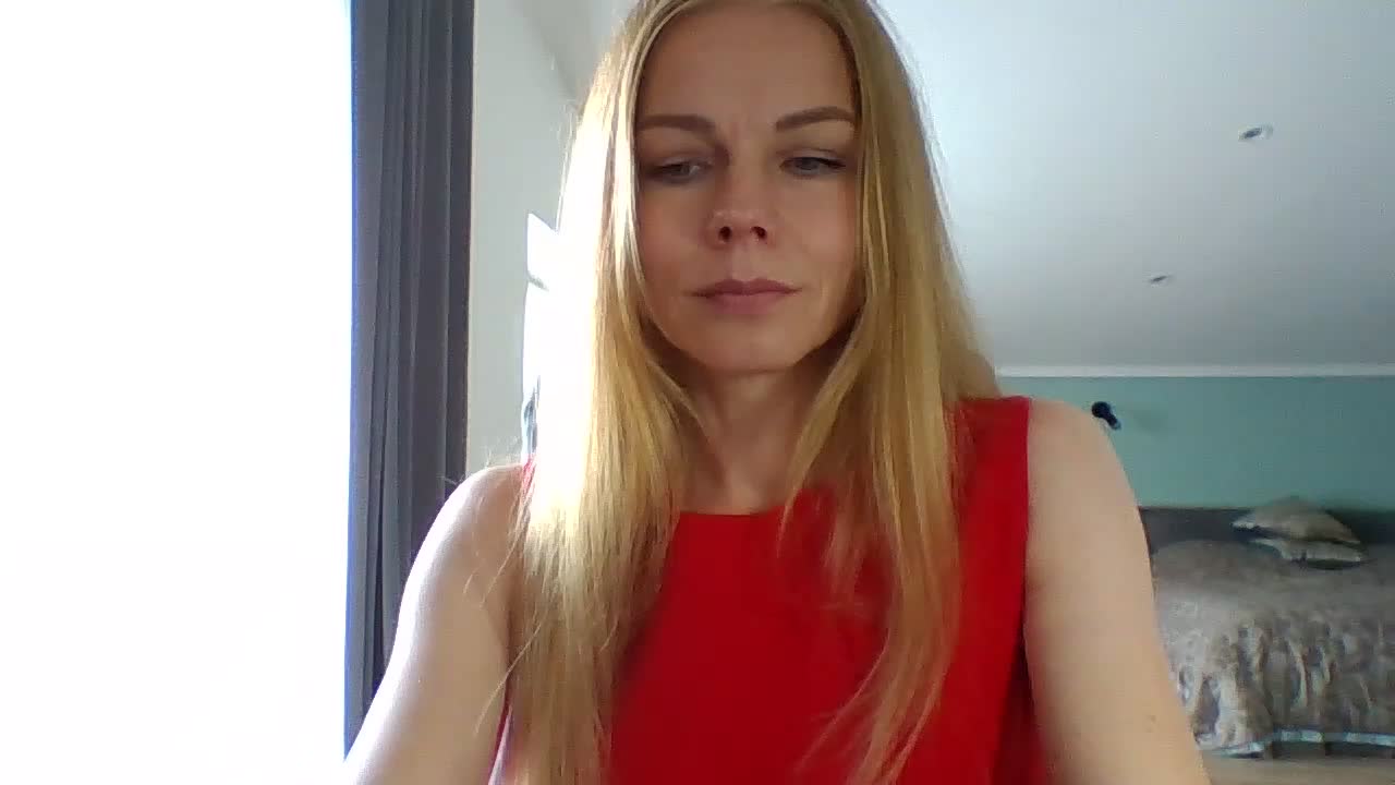 BlondaTina Adult Chat August 19, 2026