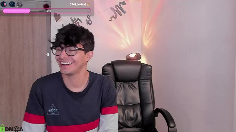 mikeyvioleta Adult Chat August 19, 2026