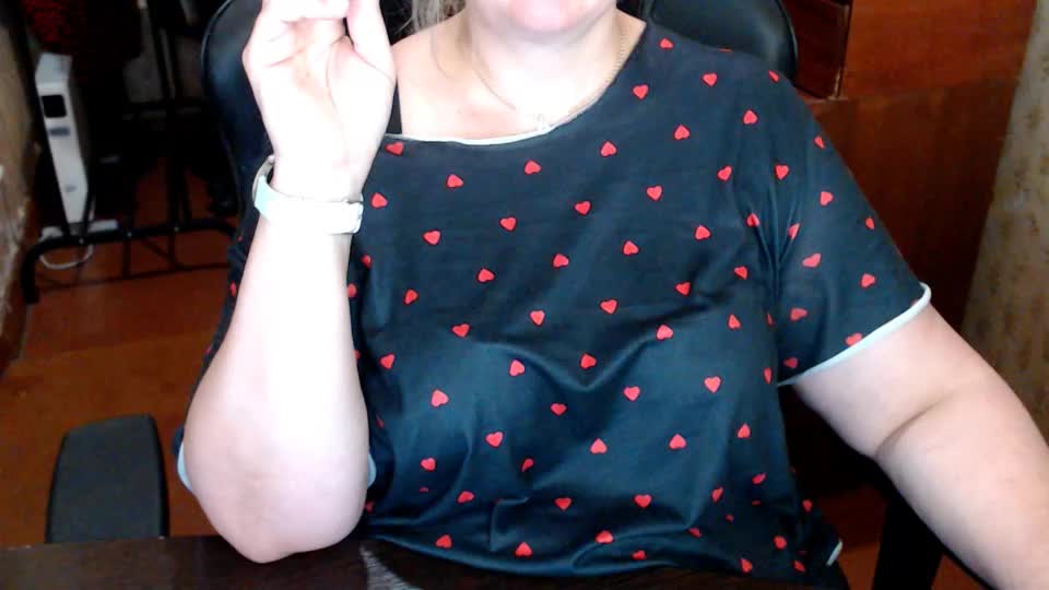 Alisa1917 Adult Chat August 19, 2026