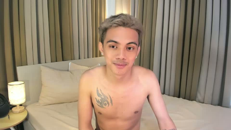 naughtyy_hunk_niel Adult Chat August 19, 2026