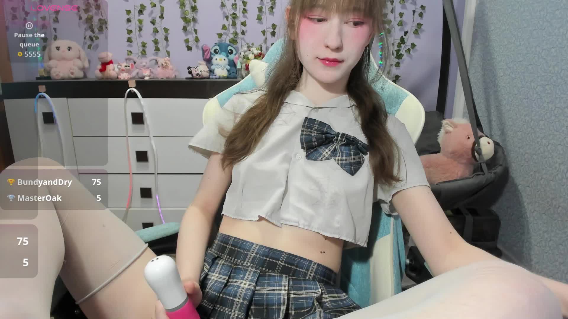 Mikka-Mi Adult Chat August 19, 2026