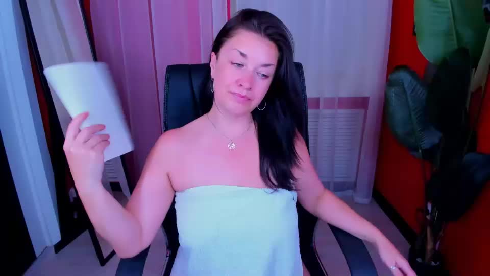 ana_mills Adult Chat August 19, 2026
