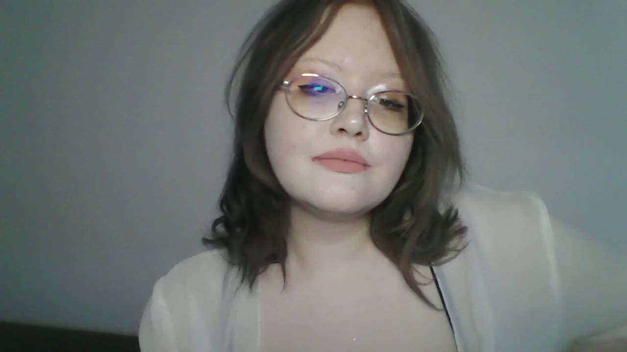 sweettycake Adult Chat August 19, 2026
