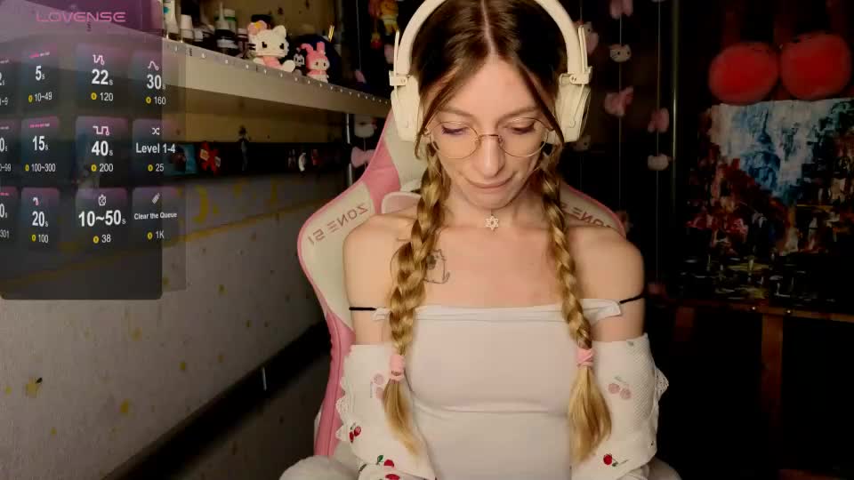 miamooonn Adult Chat August 19, 2026