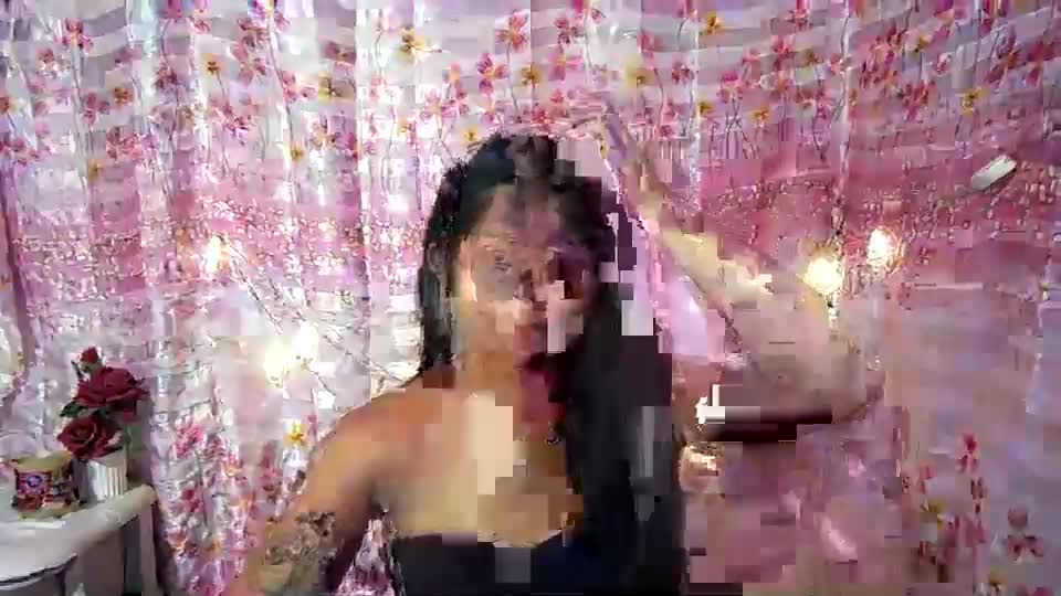 yourqueen_19 Adult Chat August 19, 2026