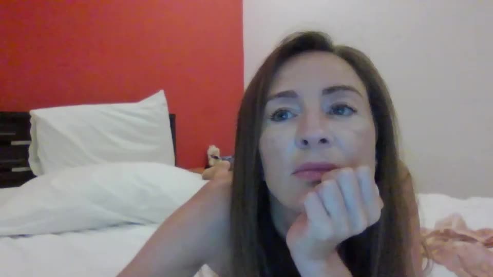 sweet_poeme Adult Chat August 19, 2026