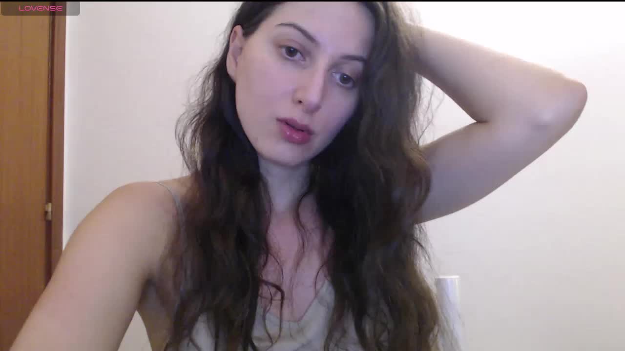 Hot-lina Adult Chat August 19, 2026