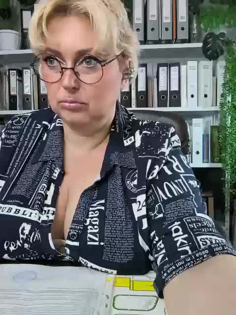 DANNA__ Adult Chat August 19, 2026
