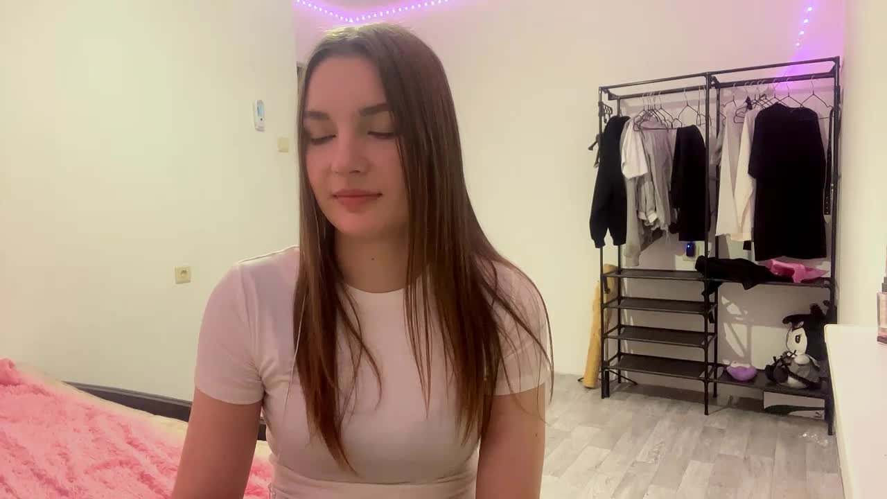 EveliaShimaoka Adult Chat August 20, 2026