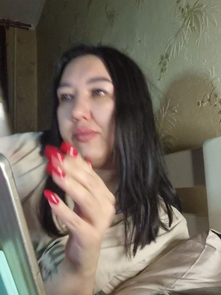 Hotmadamxl Adult Chat August 20, 2026