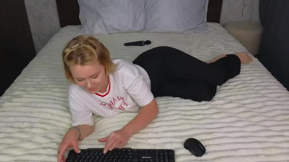 white_melisa Adult Chat August 20, 2026