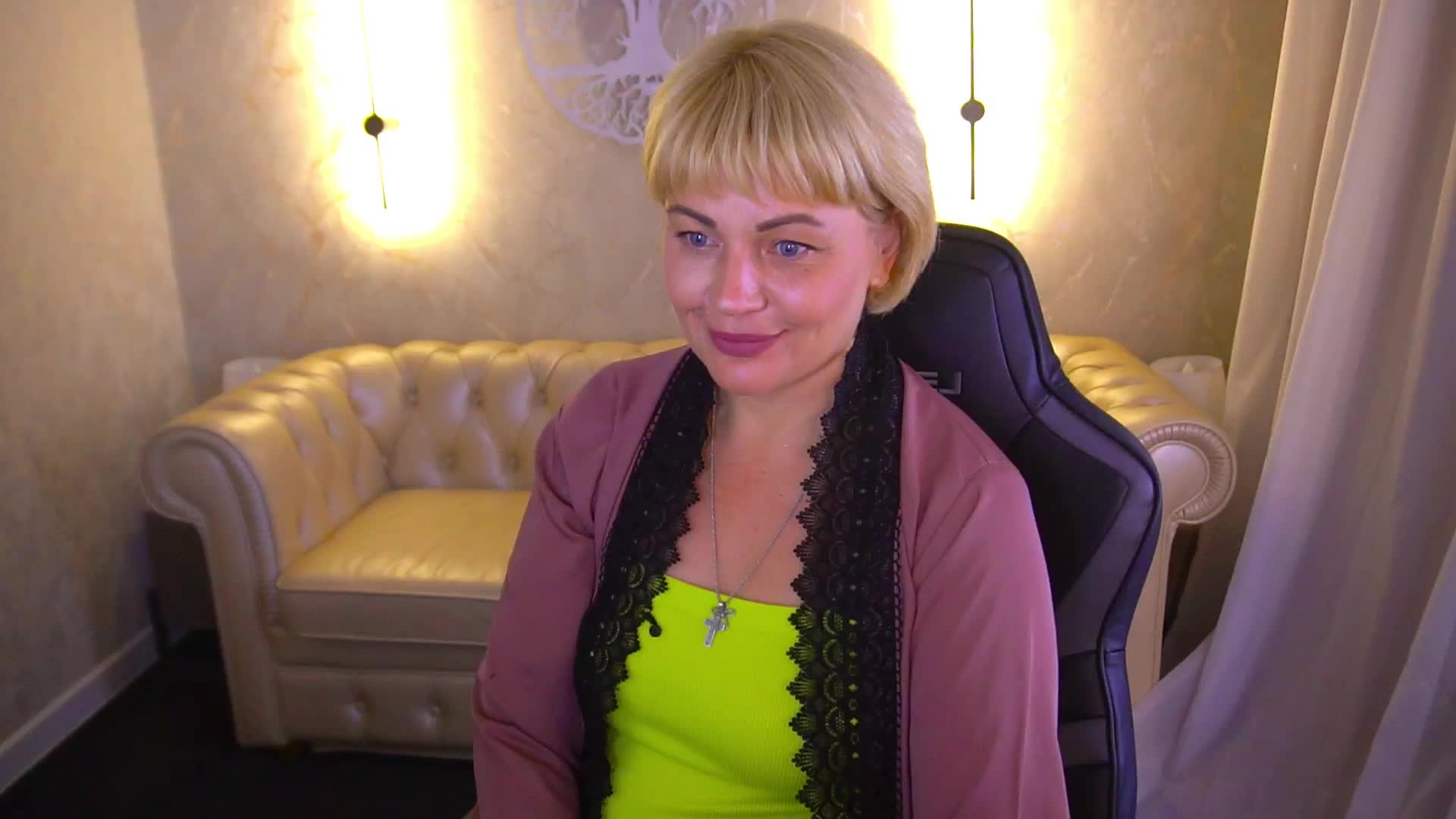 AmiraNight Adult Chat August 20, 2026