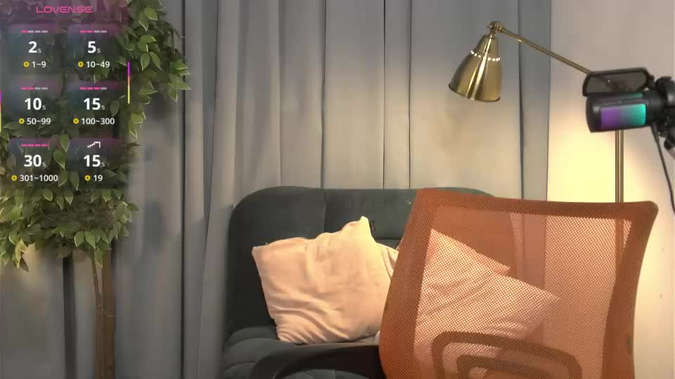 caty_cuddly Adult Chat August 19, 2026