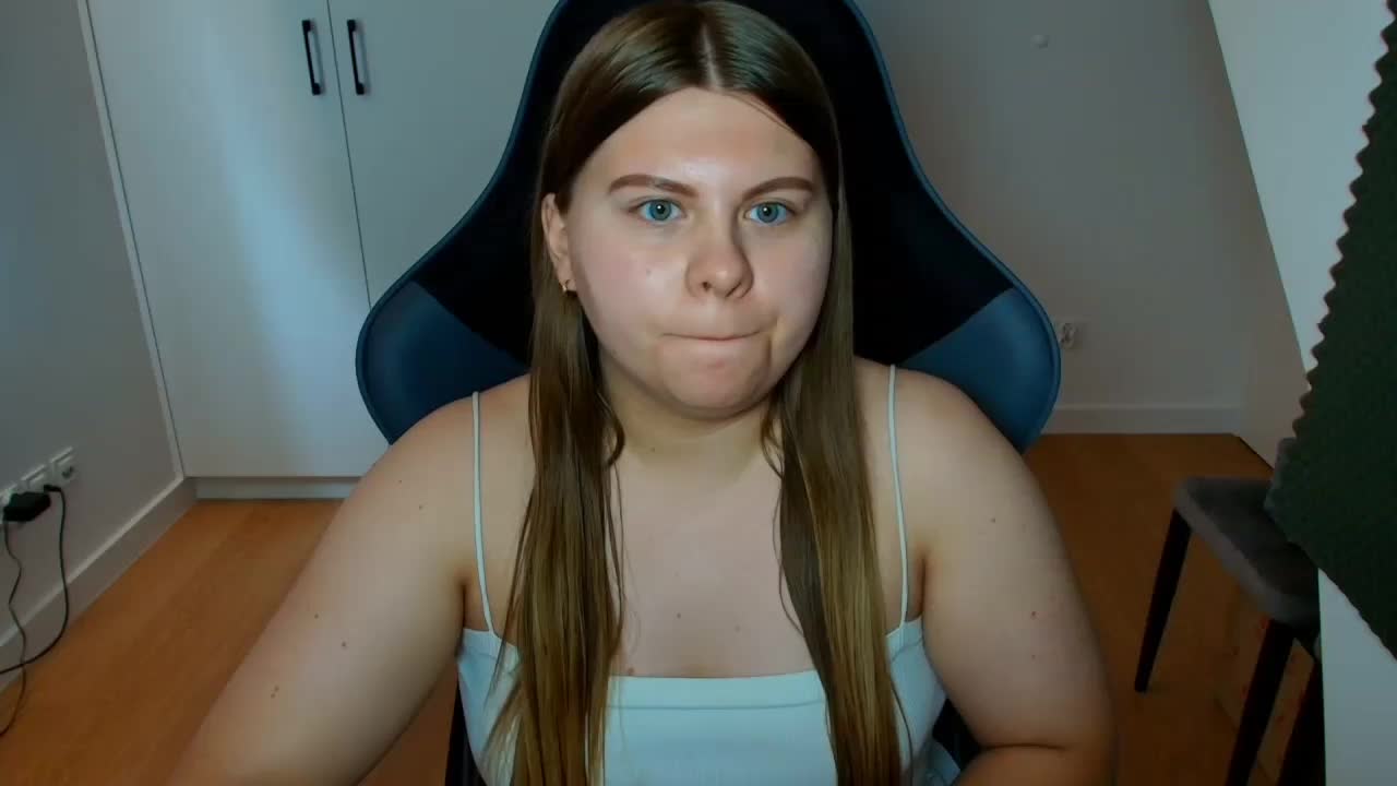 AbbyMint Adult Chat August 19, 2026
