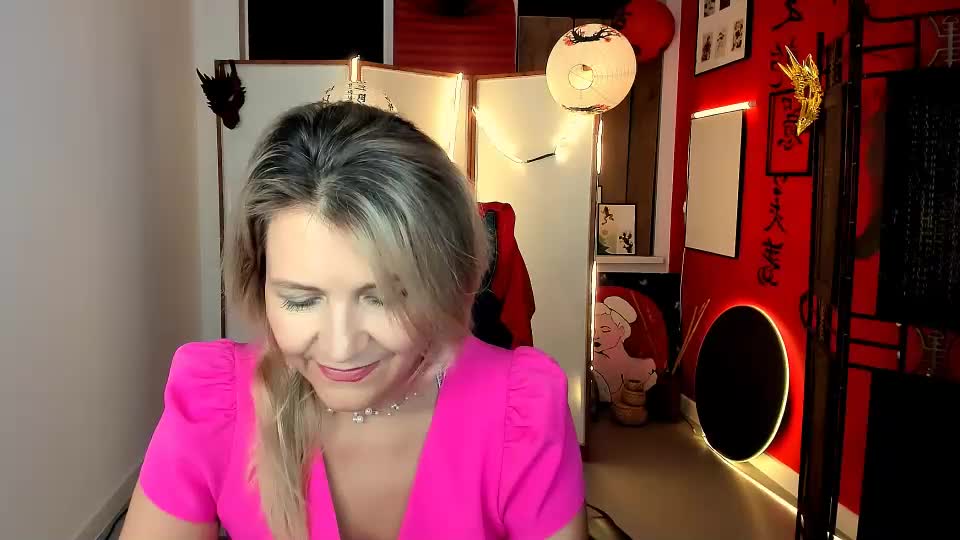 nicolehits Adult Chat August 20, 2026