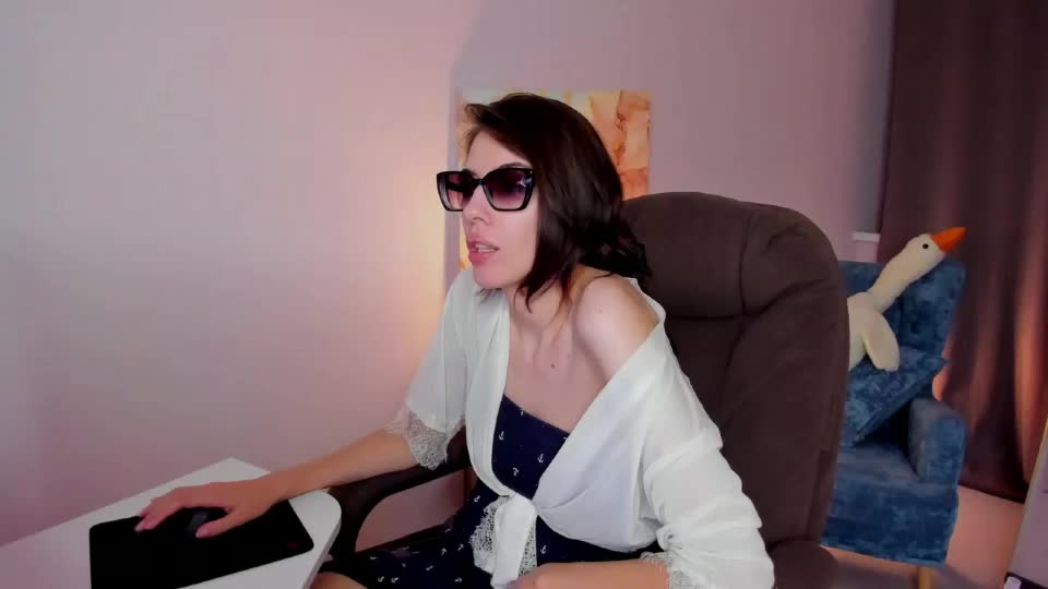 milky_jenny Adult Chat August 19, 2026