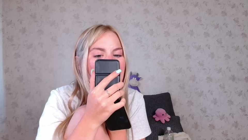 sofia_here Adult Chat August 20, 2026
