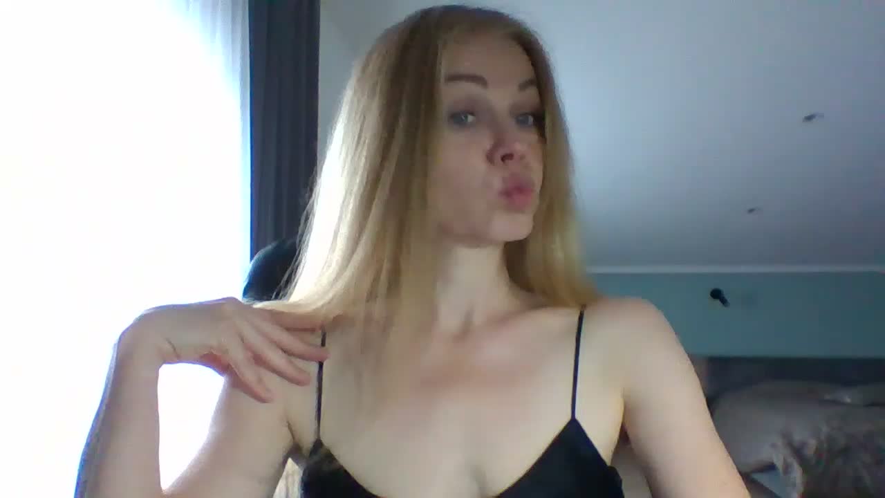 BlondaTina Adult Chat August 20, 2026