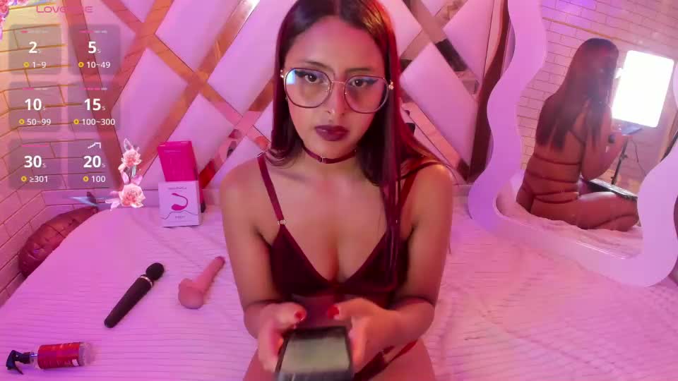 mia_petite18 Adult Chat August 20, 2026