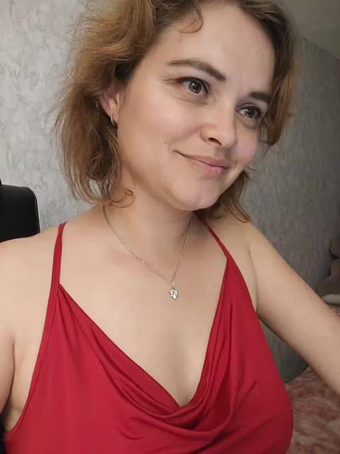 Juli_Foxfire Adult Chat August 20, 2026