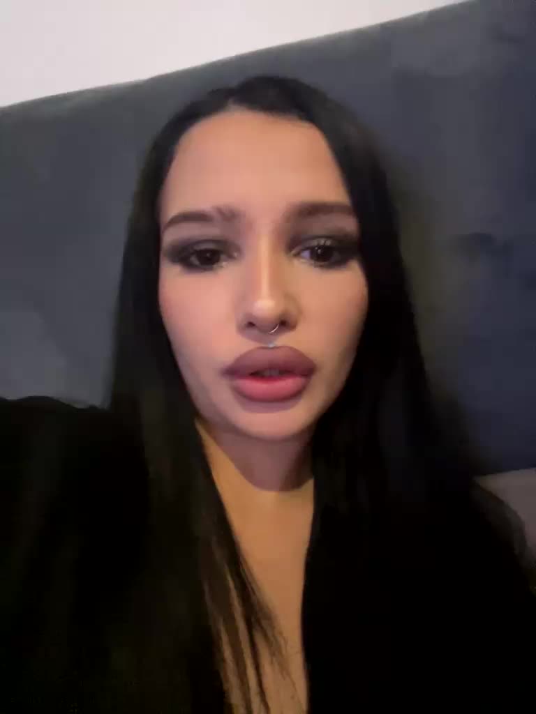 camillaa Adult Chat August 20, 2026
