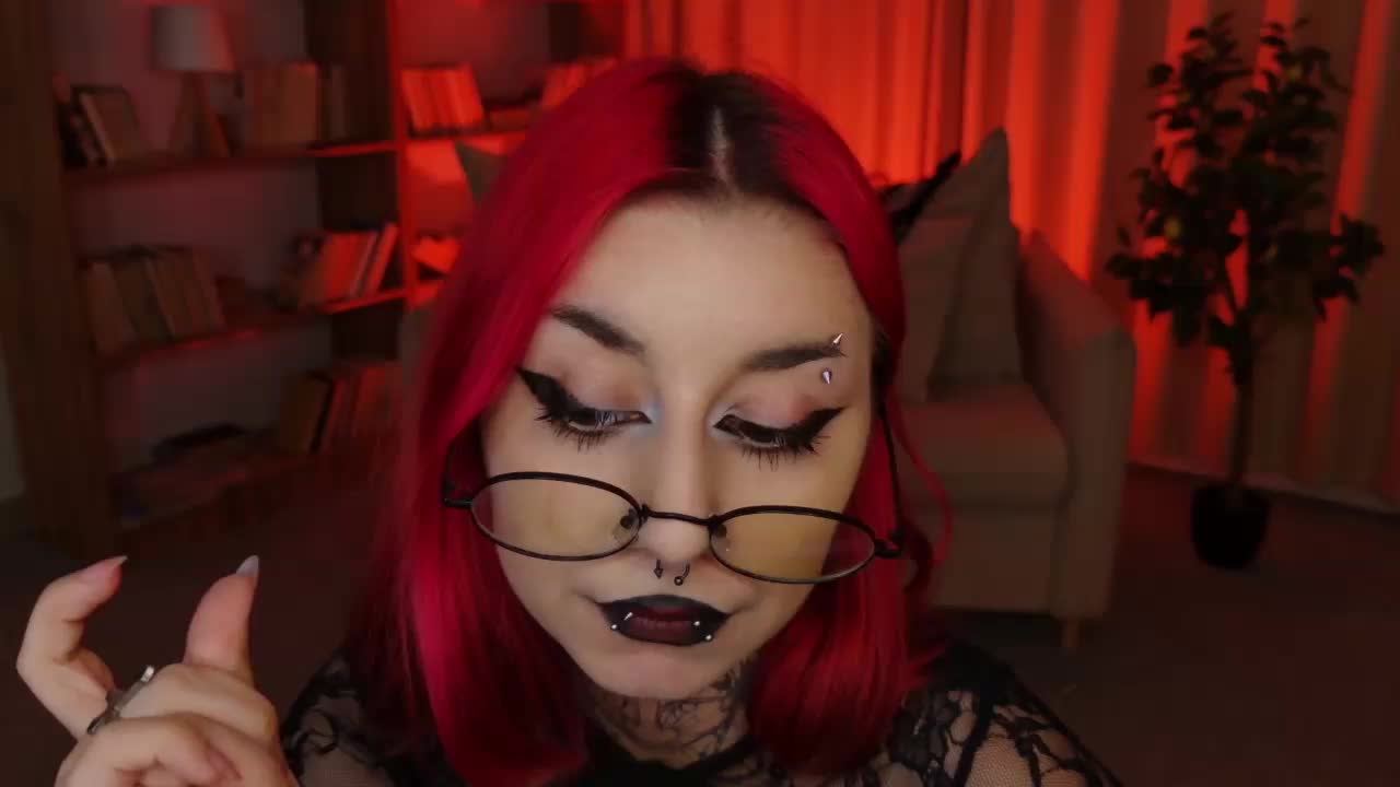 MistressMarcelline Adult Chat August 20, 2026