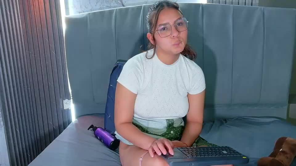 angeles_azul Adult Chat August 20, 2026