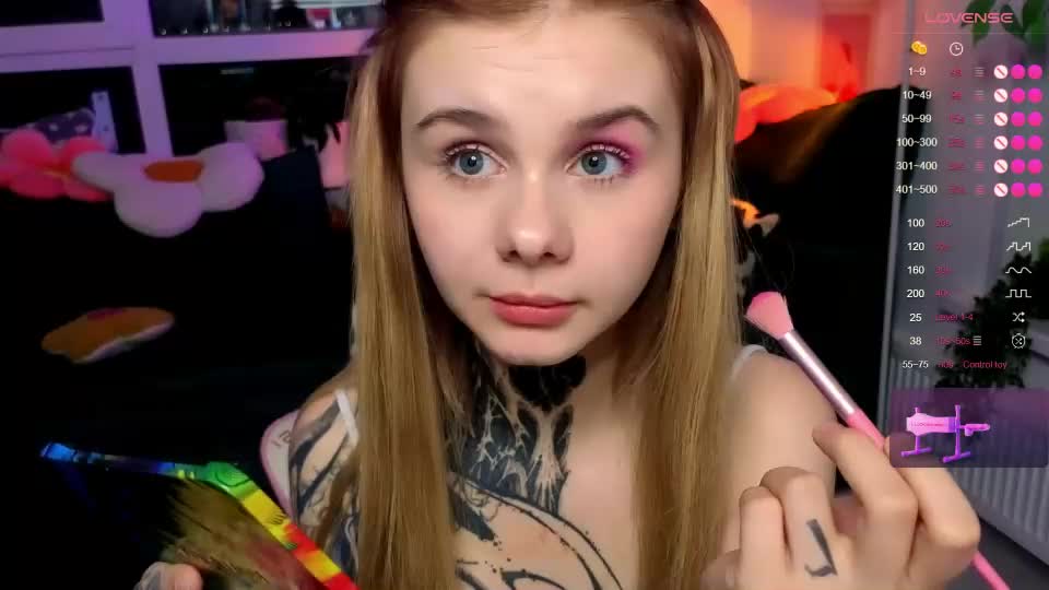 britney_lynch Adult Chat August 20, 2026