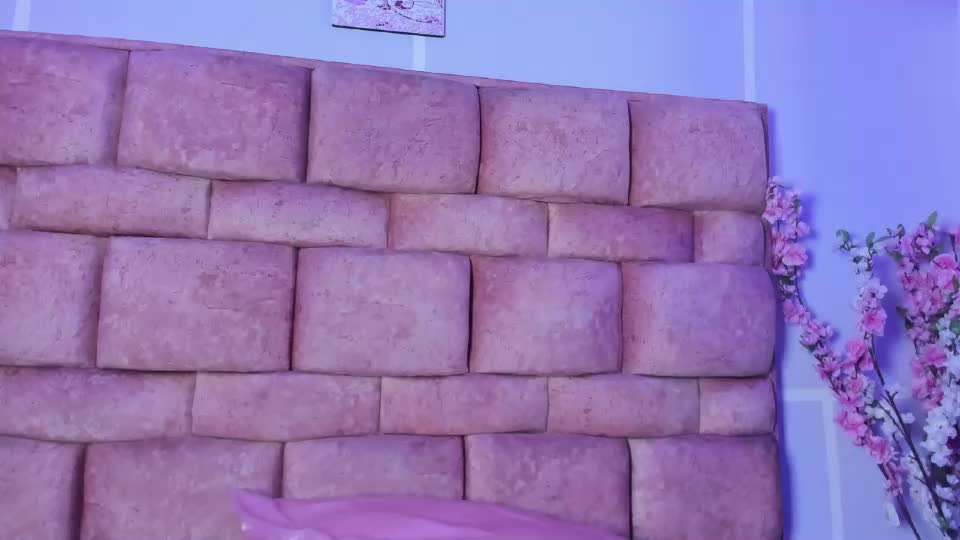 evelyn_noa Adult Chat August 20, 2026
