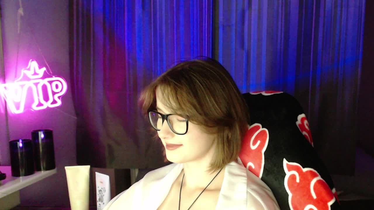 Cherry-Luna Adult Chat August 20, 2026