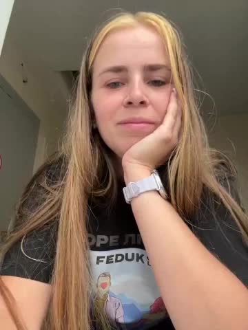LolaSexxx Adult Chat August 20, 2026