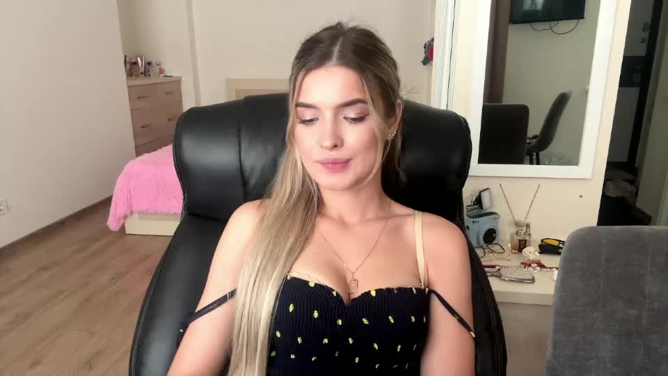madelenequirk Adult Chat August 20, 2026