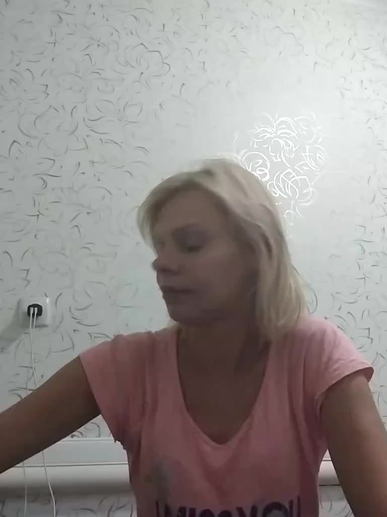 JulieSilver Adult Chat August 20, 2026