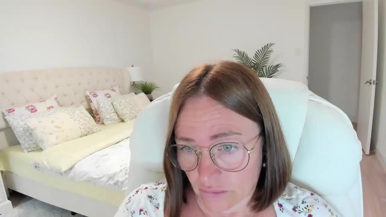 -Michelle- Adult Chat August 20, 2026