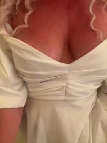 CarolinaHerrera Adult Chat August 21, 2026